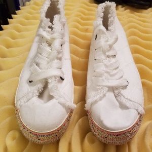 Rocket Dog sneakers size 9